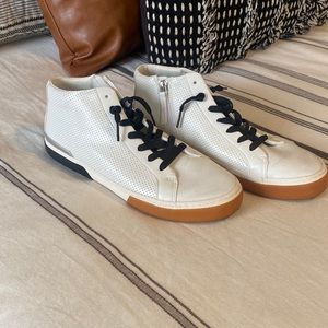 A new day white high top sneakers with tan and black sole size 9